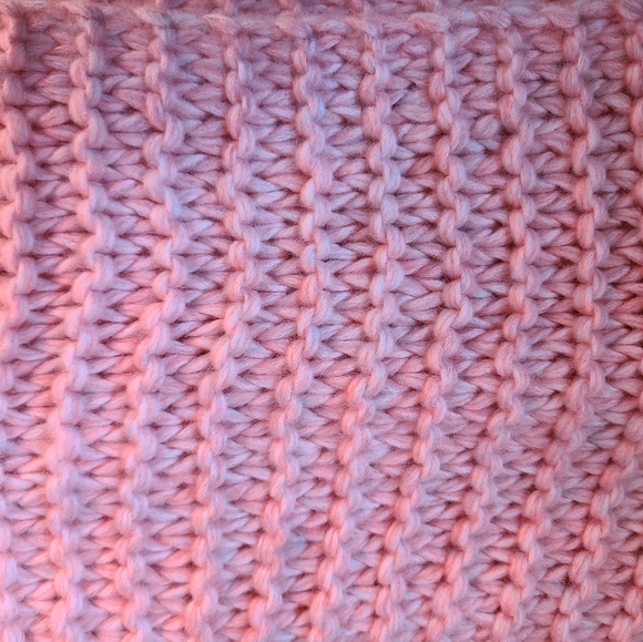 NWT Old Navy Pink Scarf - Picture 5 of 7